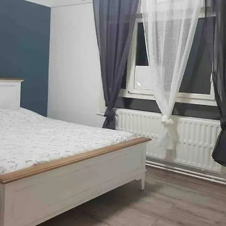 Appartement Premium 2 Grandes Chambres, Proches Centre-Ville Et Parking Gratuit דירה *