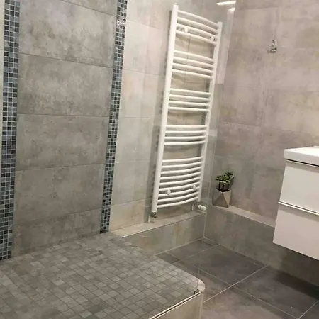 Appartement Premium 2 Grandes Chambres, Proches Centre-Ville Et Parking Gratuit *