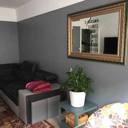 Lägenhet Bedinreims Cozy Parking And Wifi Free Ideal 4 Adultes Et 2 Enfants *