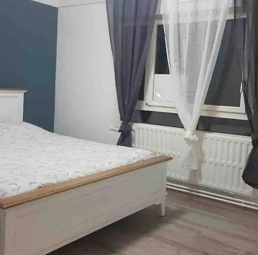 Bedinreims Cozy Parking And Wifi Free Ideal 4 Adultes Et 2 Enfants Апартаменты *