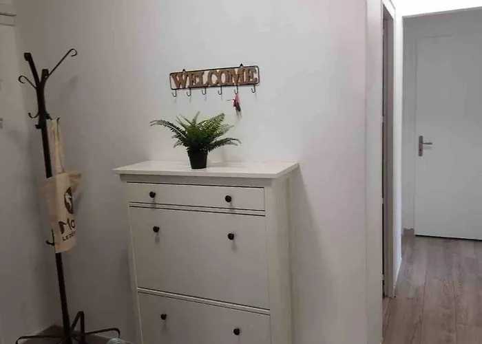 شقة Bedinreims Cozy Parking And Wifi Free Ideal 4 Adultes Et 2 Enfants *