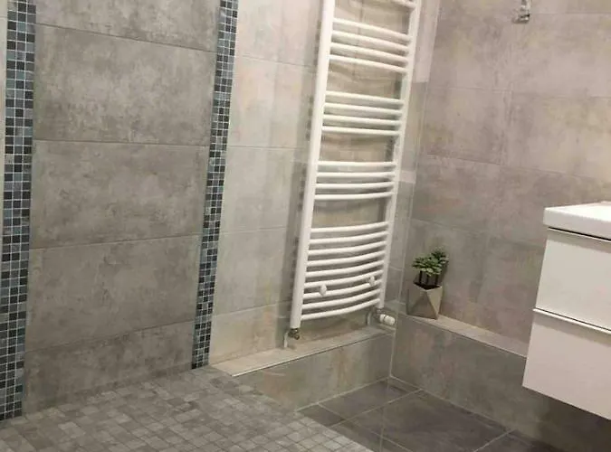 Bedinreims Cozy Parking And Wifi Free Ideal 4 Adultes Et 2 Enfants *