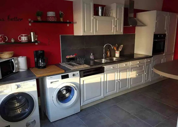 Bedinreims Cozy Parking And Wifi Free Ideal 4 Adultes Et 2 Enfants * Реймс