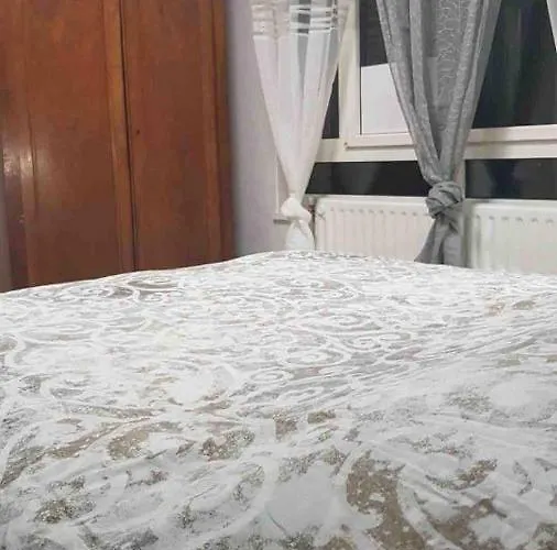 Bedinreims Cozy Parking And Wifi Free Ideal 4 Adultes Et 2 Enfants