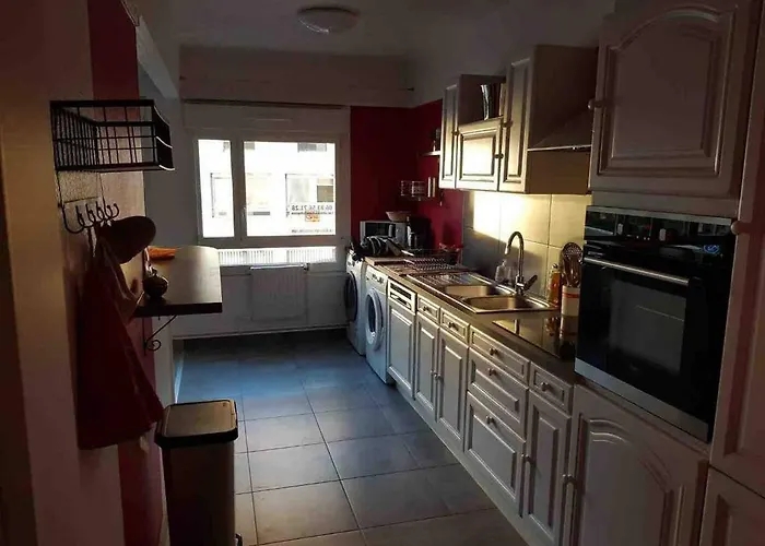 Bedinreims Cozy Parking And Wifi Free Ideal 4 Adultes Et 2 Enfants Реймс